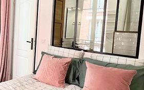 Joli Appartement A 15Min Des Champs Elysee